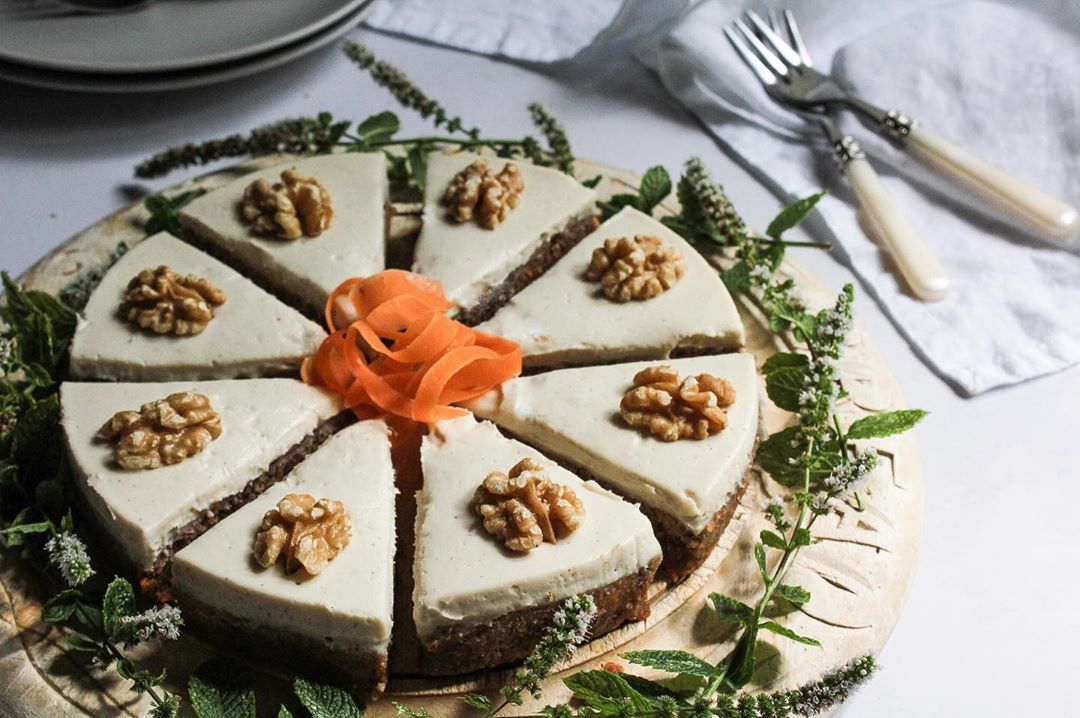 Raw Vegan Carrot Cake