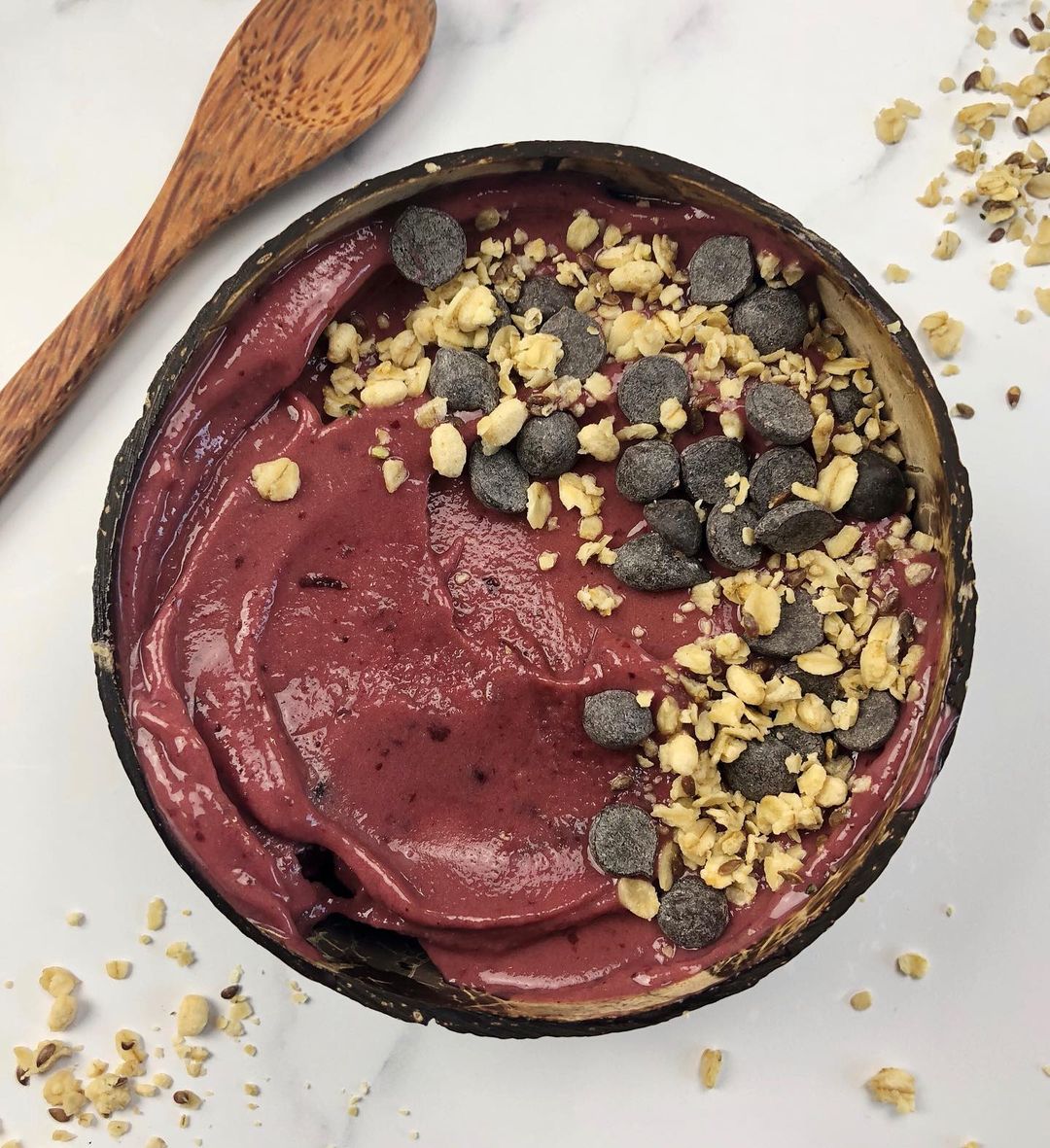 Healthy Cherry Chocolate Chip Smoothie Bowl