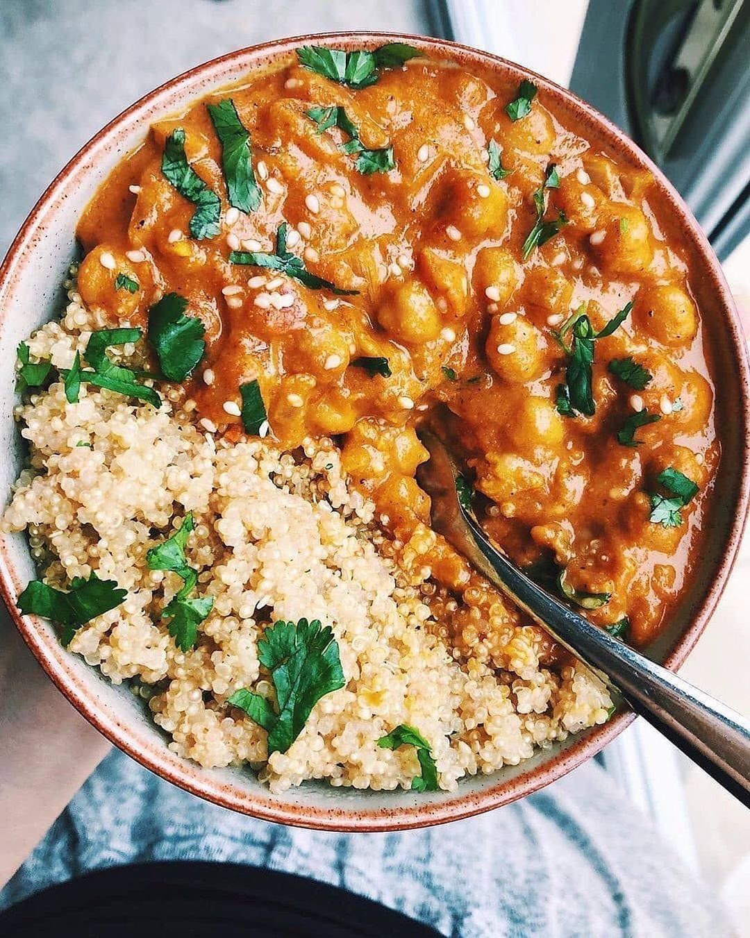 Easy Creamy Coconut Chickpeas Curry