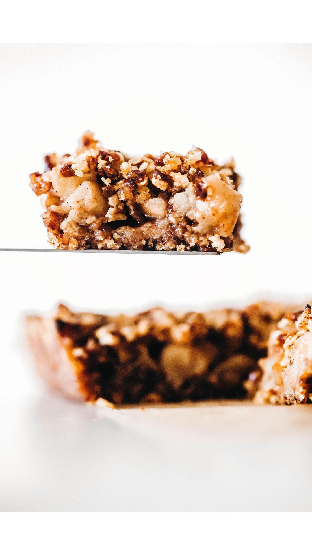 Crispy Caramel Apple Bars