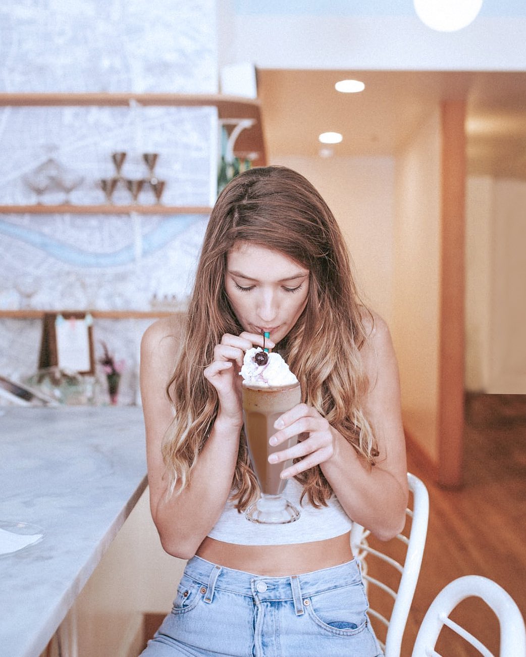 Naturally Sweetened Dairy-Free Chocolate Milkshake