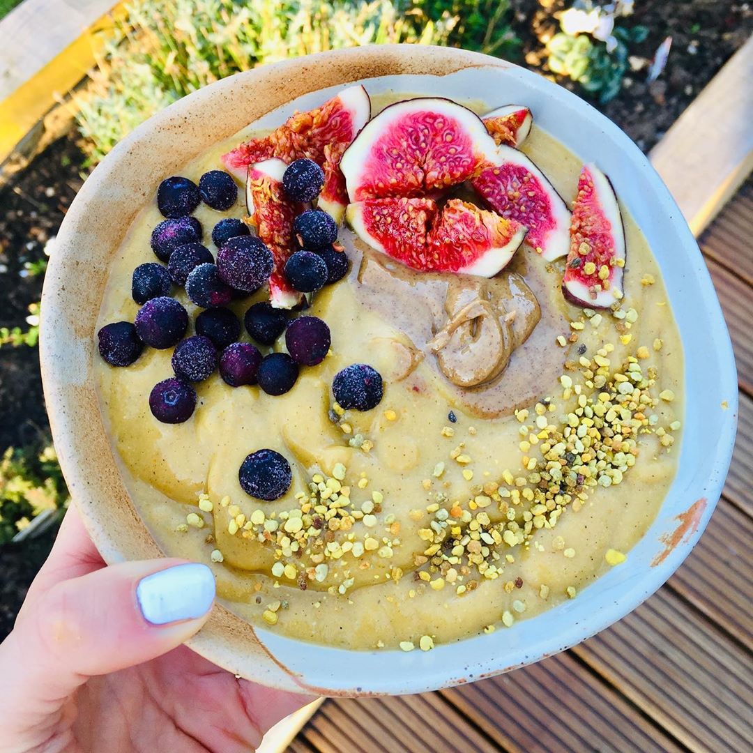 Healthy Vegan Pumpkin Smoothie Bowl