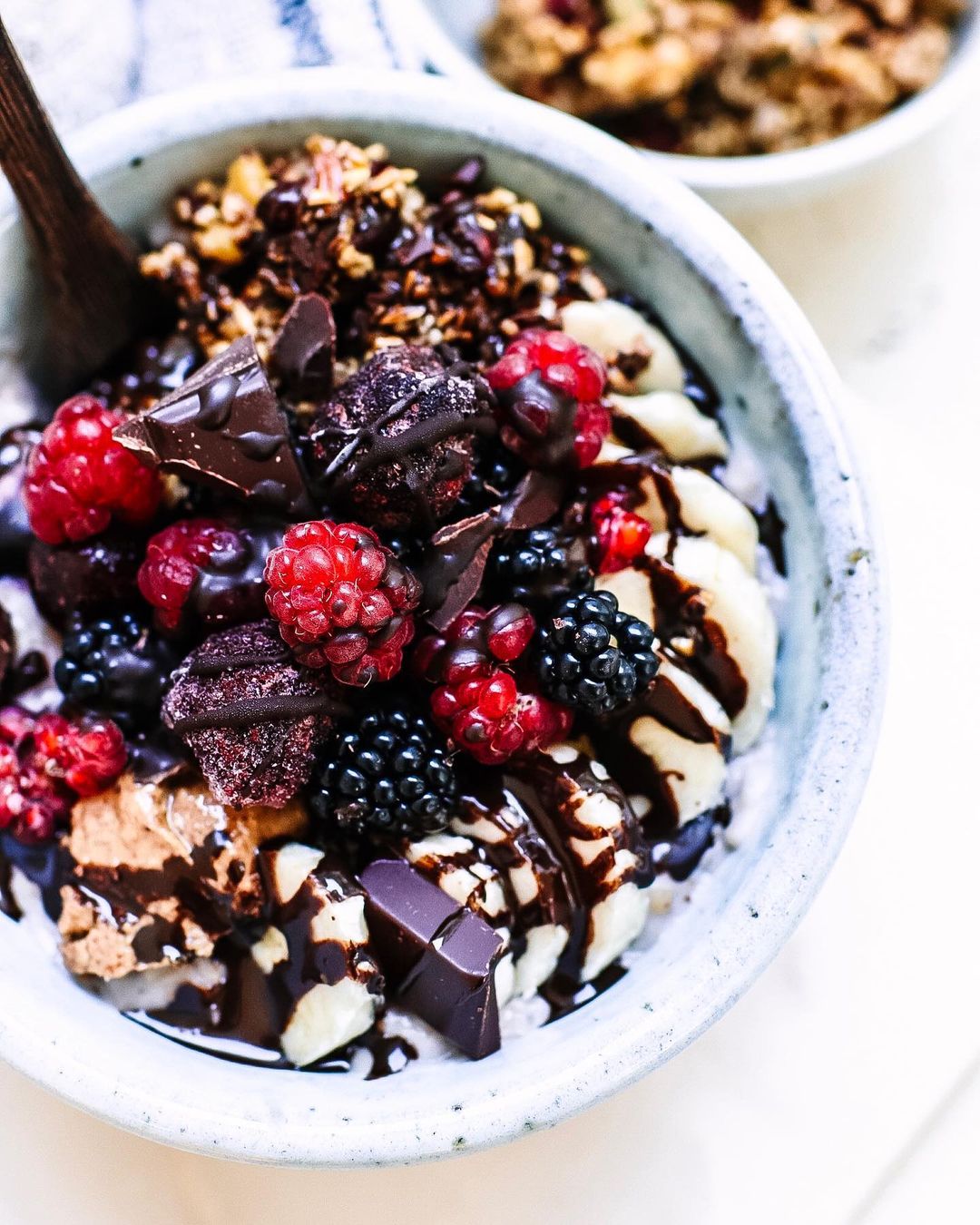 Healthy Cherry Porridge Oats Breakfast