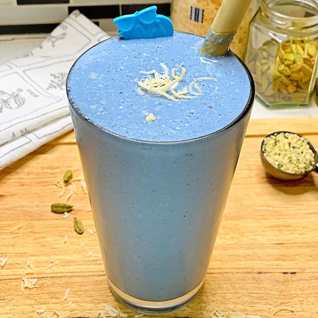 Blue Tahini Smoothie for Healthy Breakfast