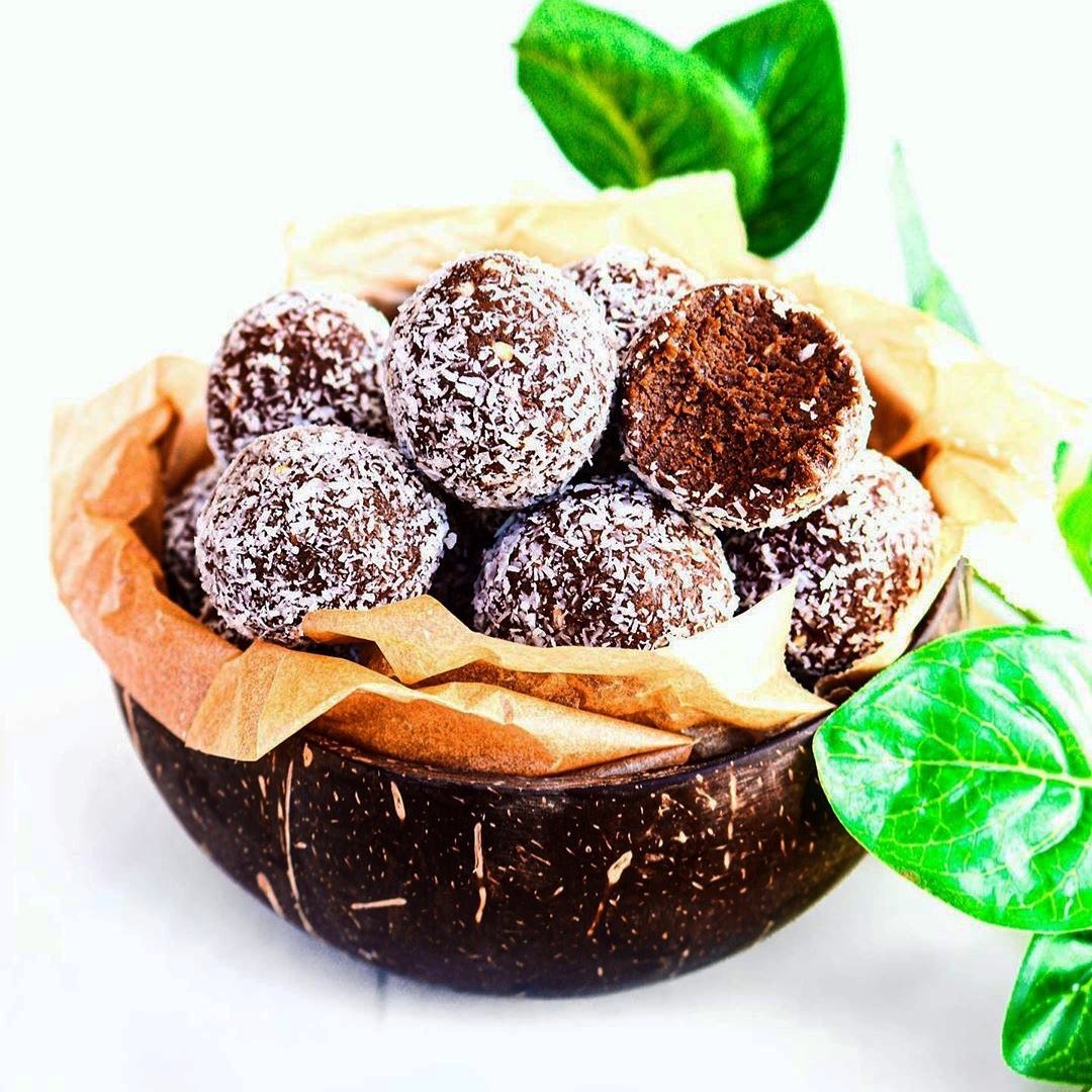 Chocolate Mint Brownie Bliss Balls
