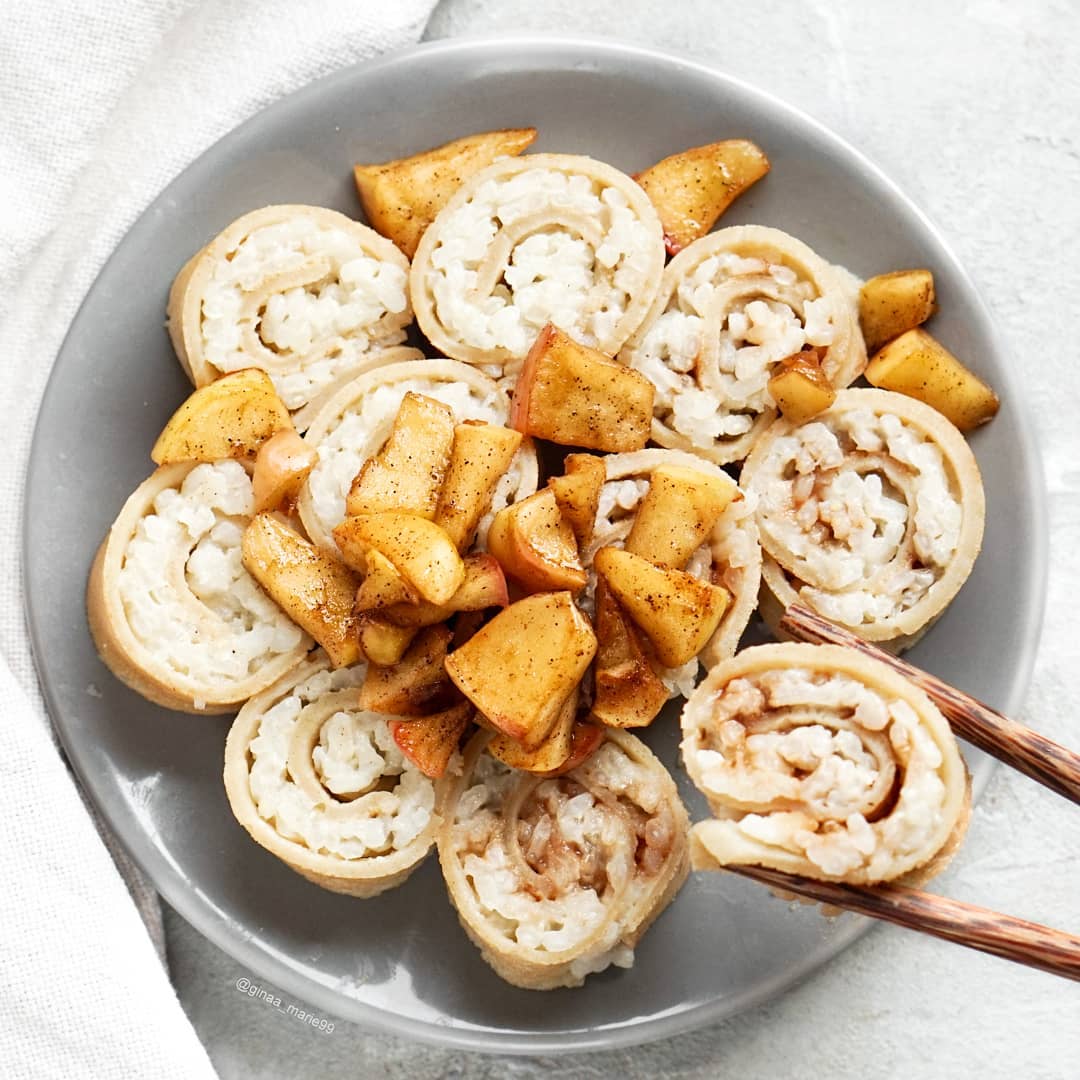 Sweet "Sushi" Rolls with Caramelized Cinnamon Apples
