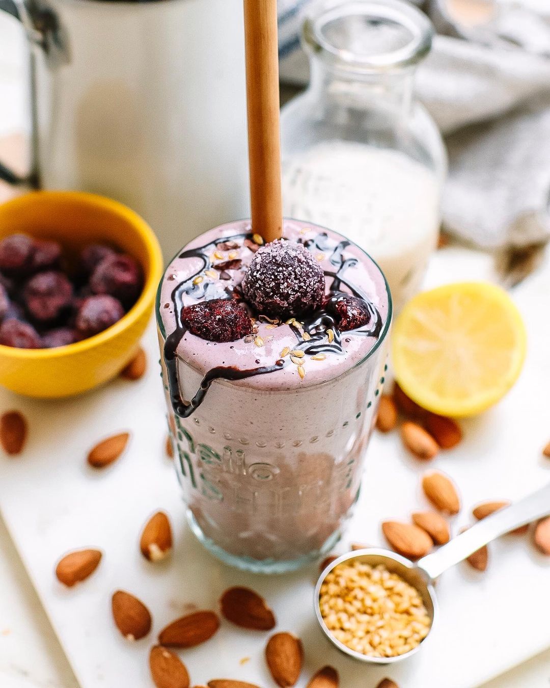 Cherry Oat and Almond Smoothie