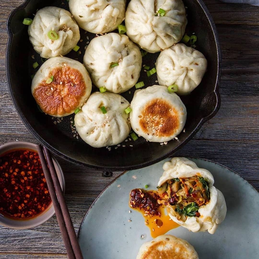 Pan-Fried Veggie Steamed Buns