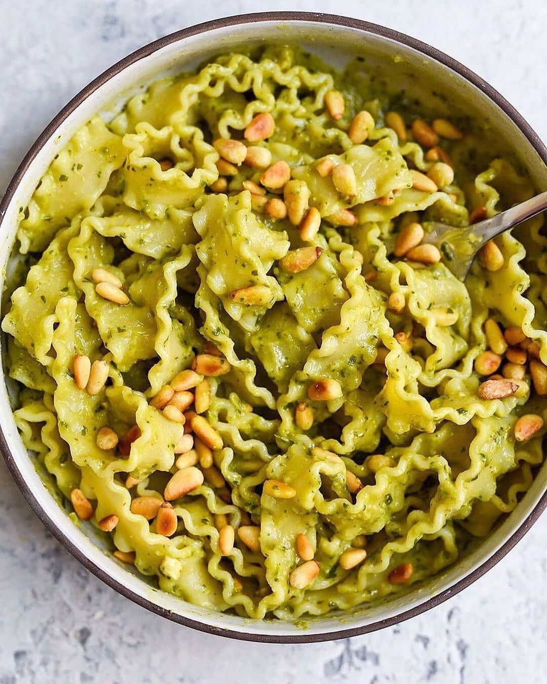 Avocado Pesto Pasta