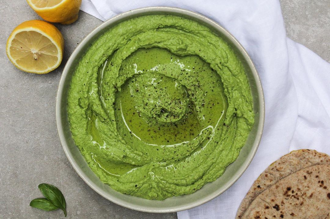 Pea, Spinach, and Mint Hummus