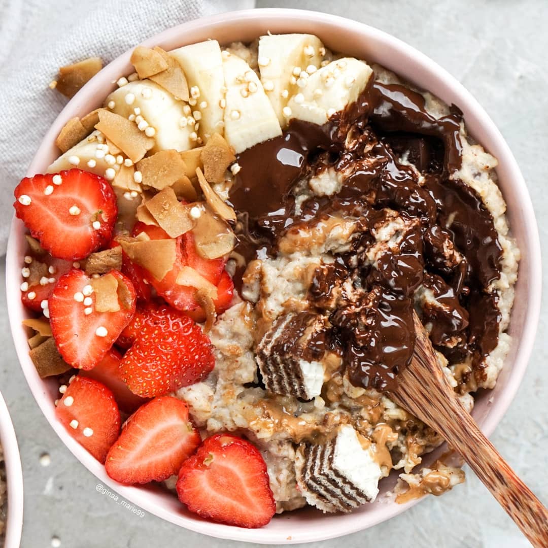 Hazelnut Caramel Protein Oats Breakfast