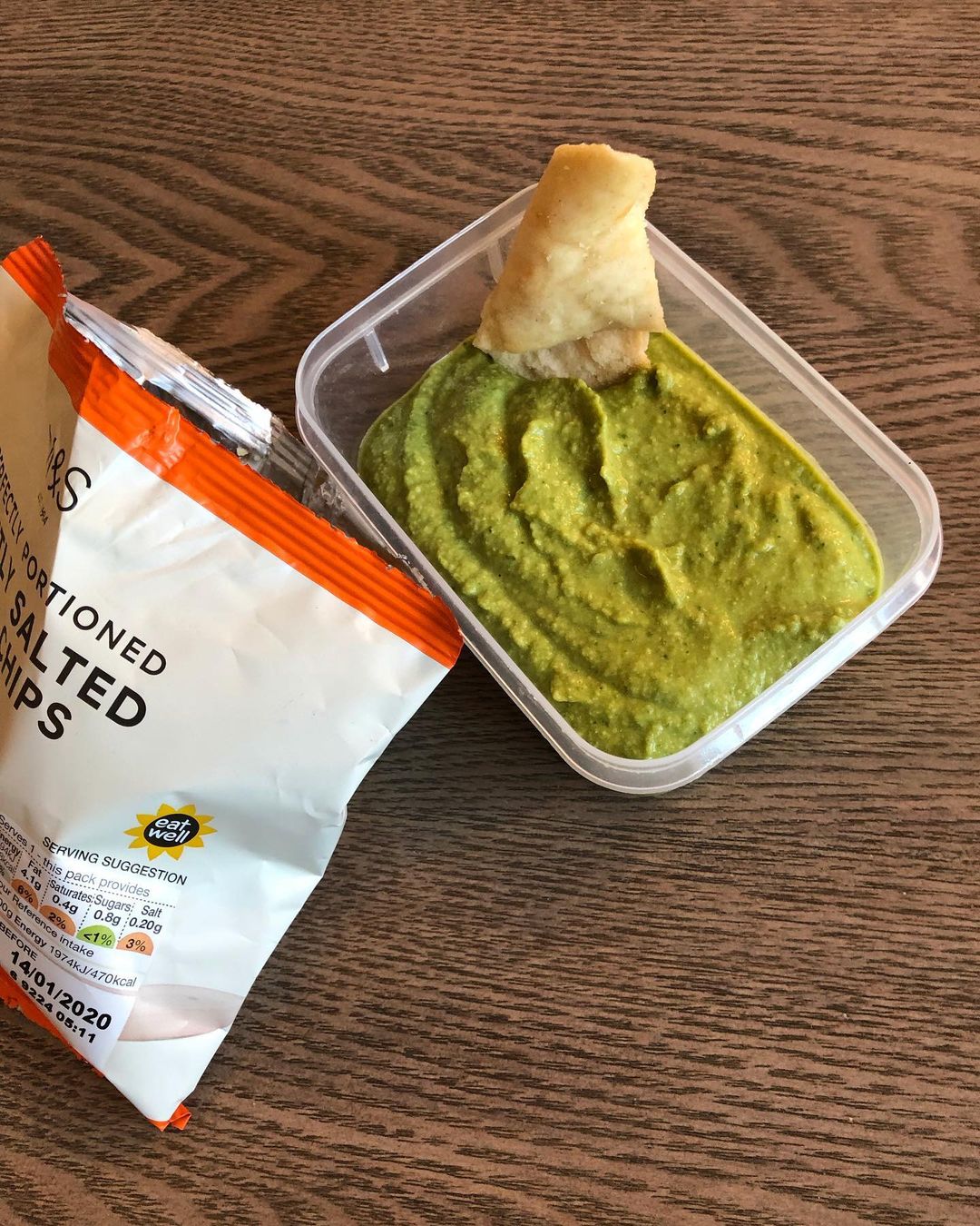 Homemade Spinach and Chickpeas Hummus