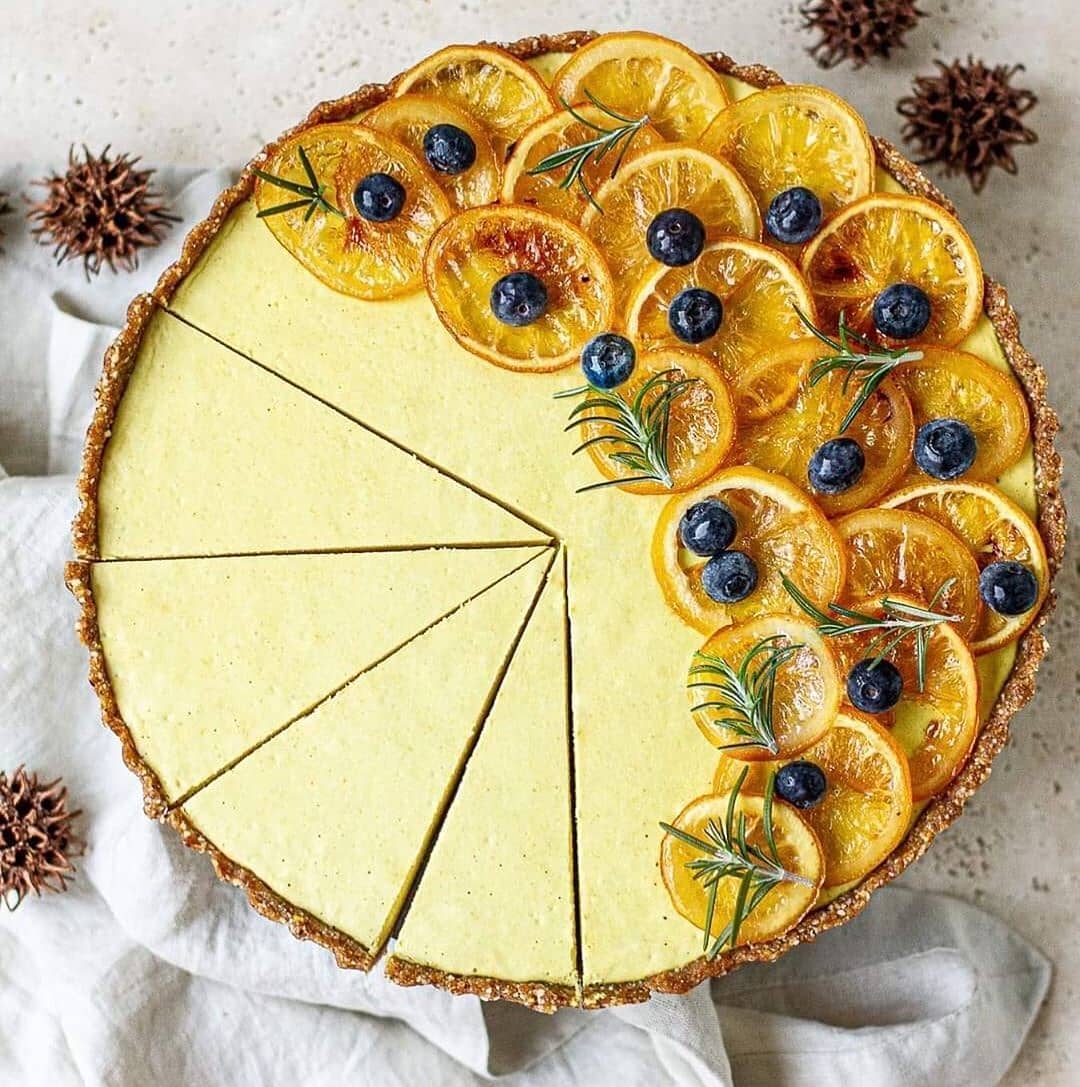 No-Bake Raw Vegan Lemon Tart