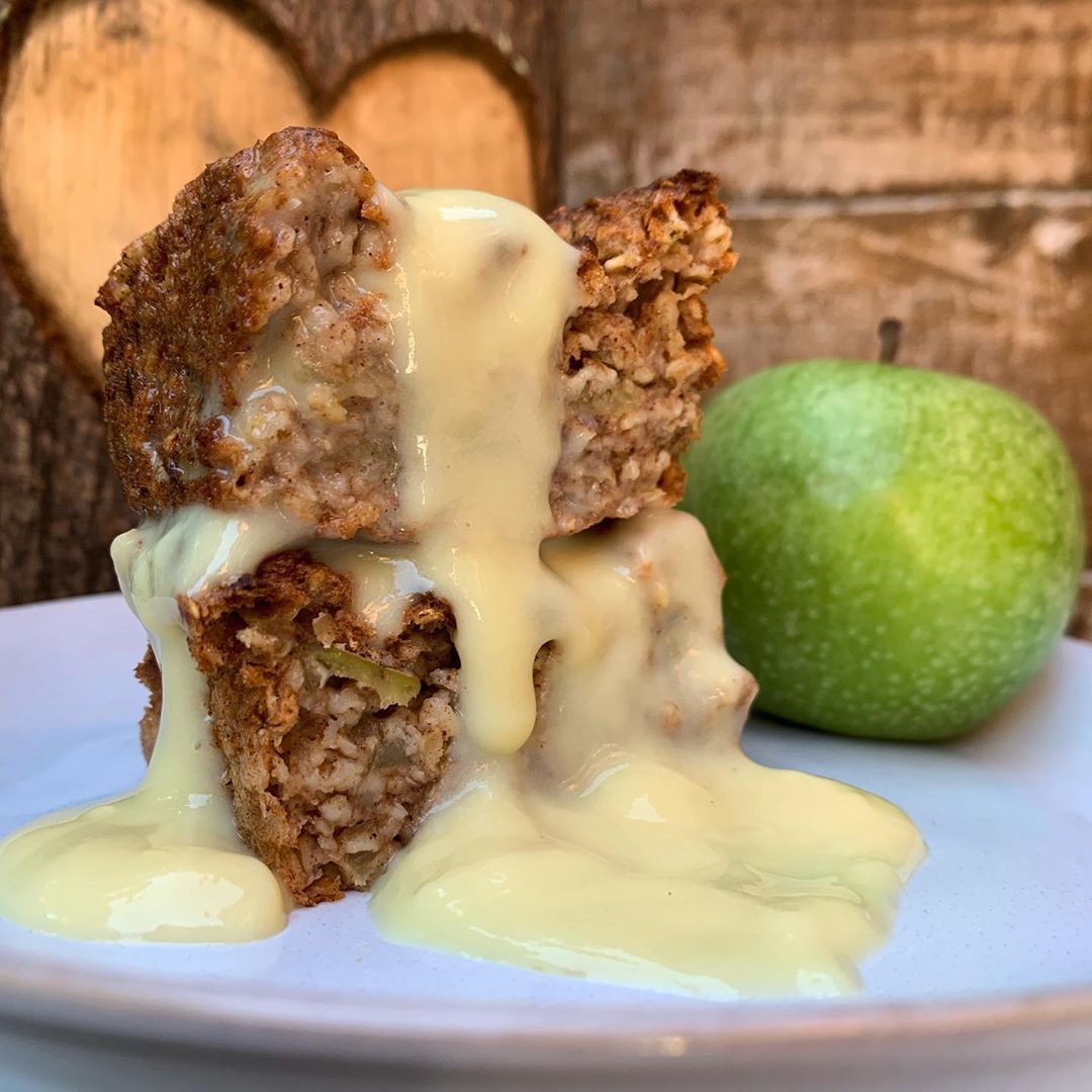 Apple Pie Baked Oats