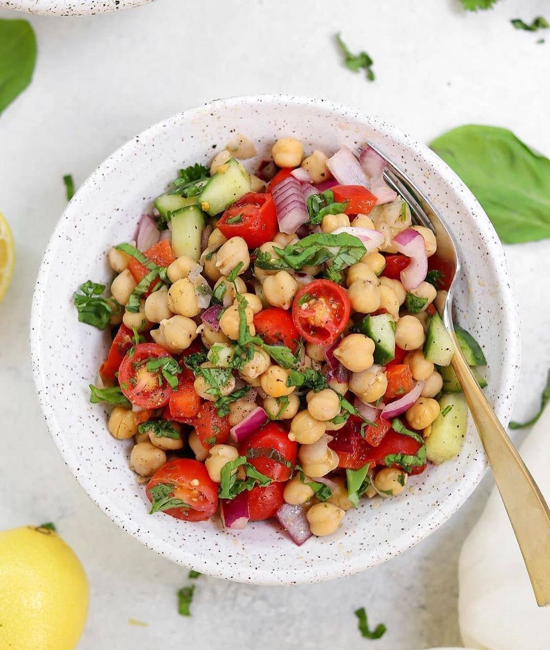Mediterranean Chickpea Salad