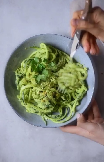 Vegan Zucchini Avocado Dip