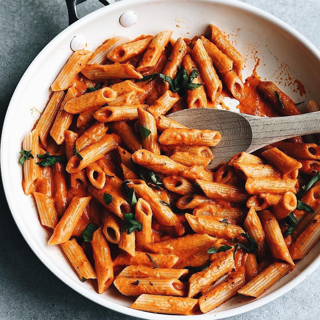 Vegan Creamy Roasted Red Pepper Sauce