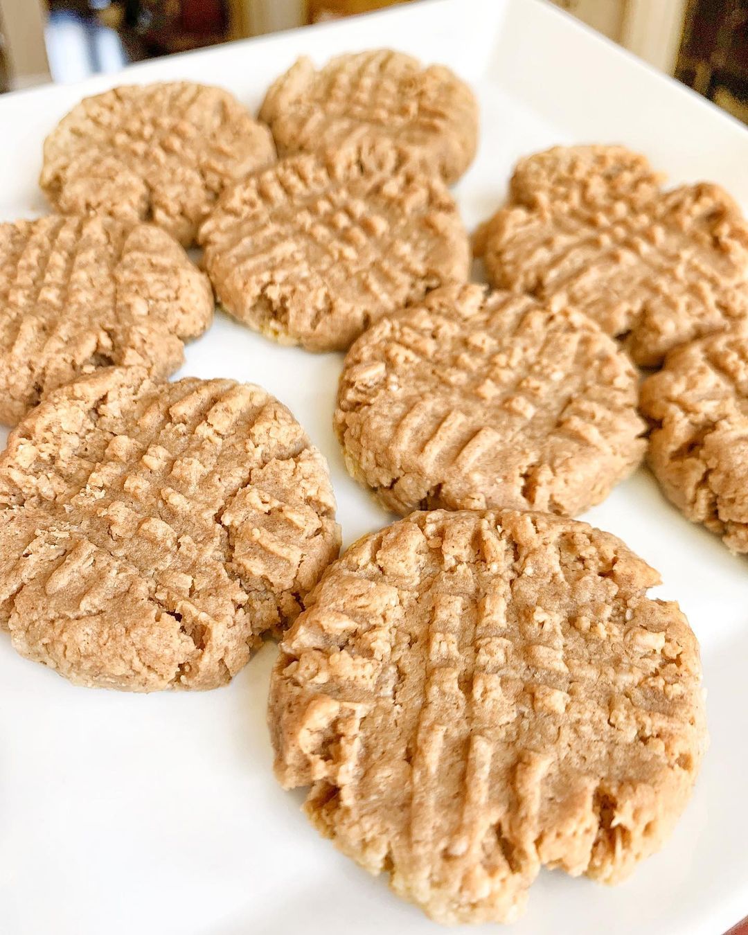 Simple Four-Ingredient Peanut Butter Cookies