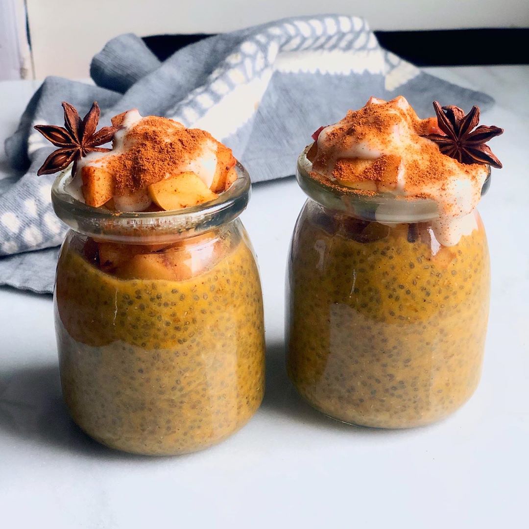 Pumpkin Pie Chia Pudding with Apple Pots