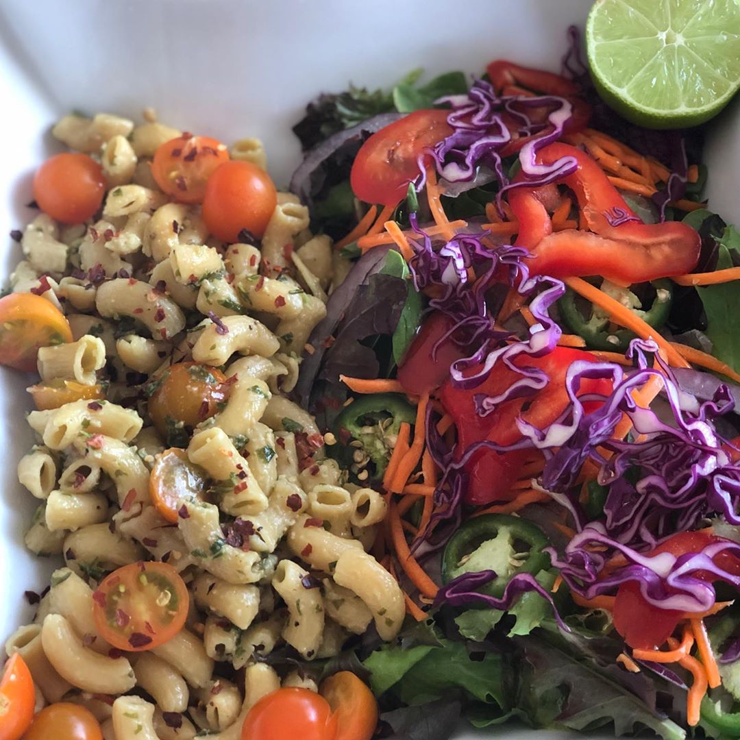 Fresh Basil Pesto with Nuts and Garlic