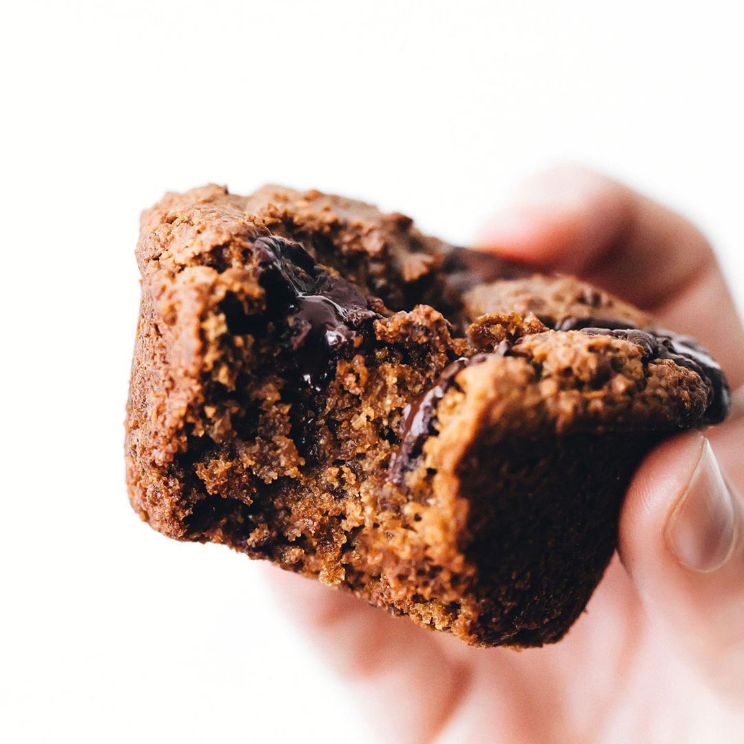 Vegan Paleo Chocolate Chunk Muffins