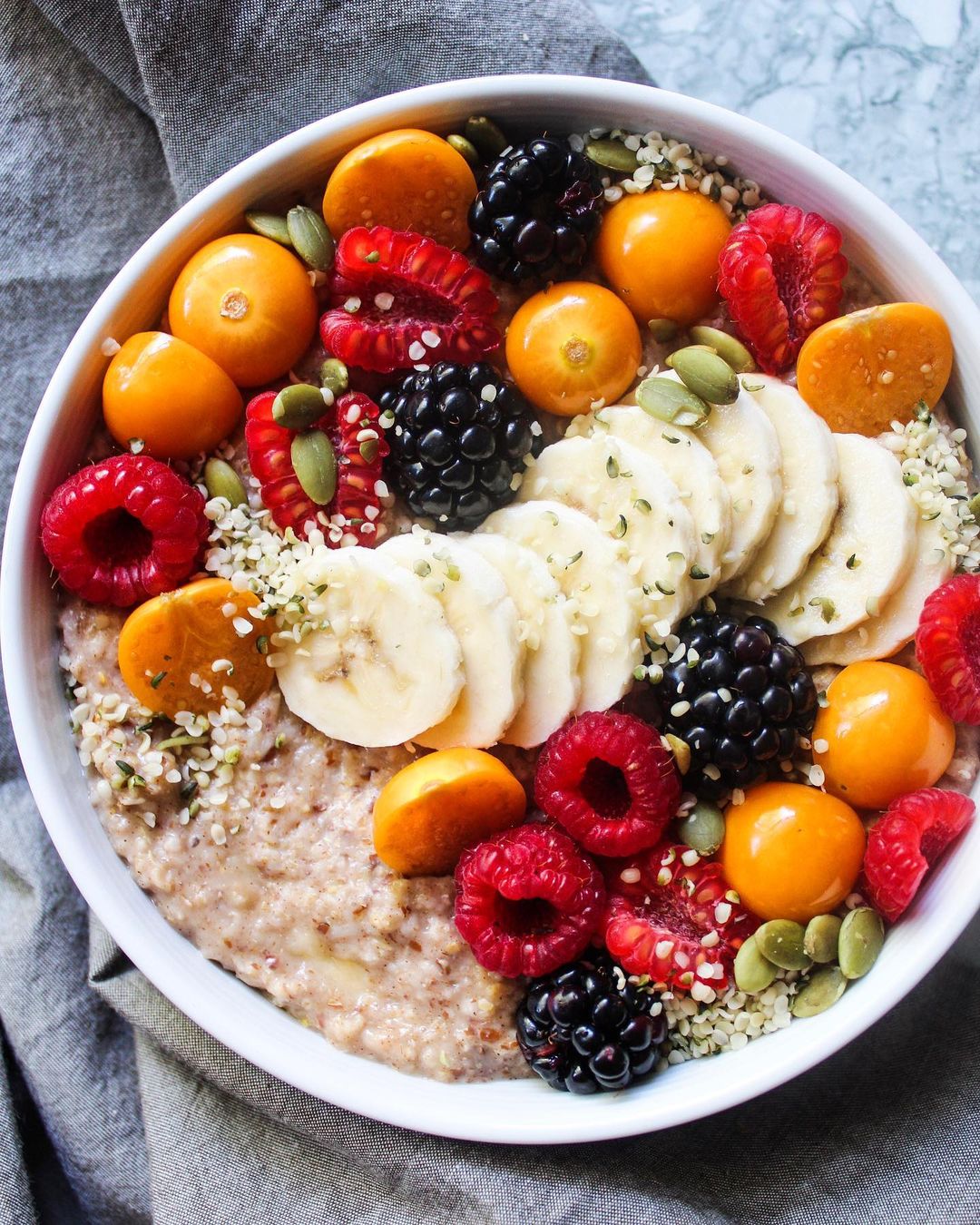 Cinnamon Banana Oatmeal