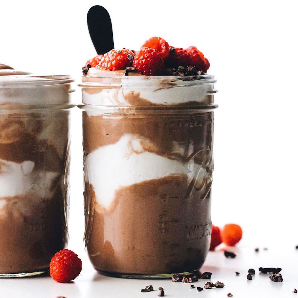 Healthy Easy Chocolate Breakfast in a Jar