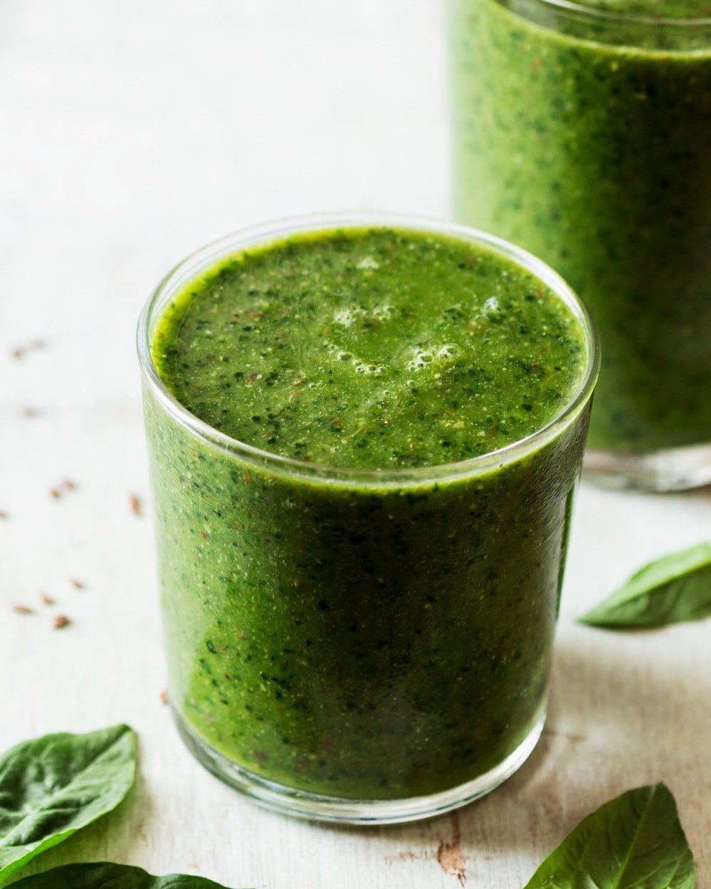 Anti-Aging Smoothie with Collagen and Spirulina