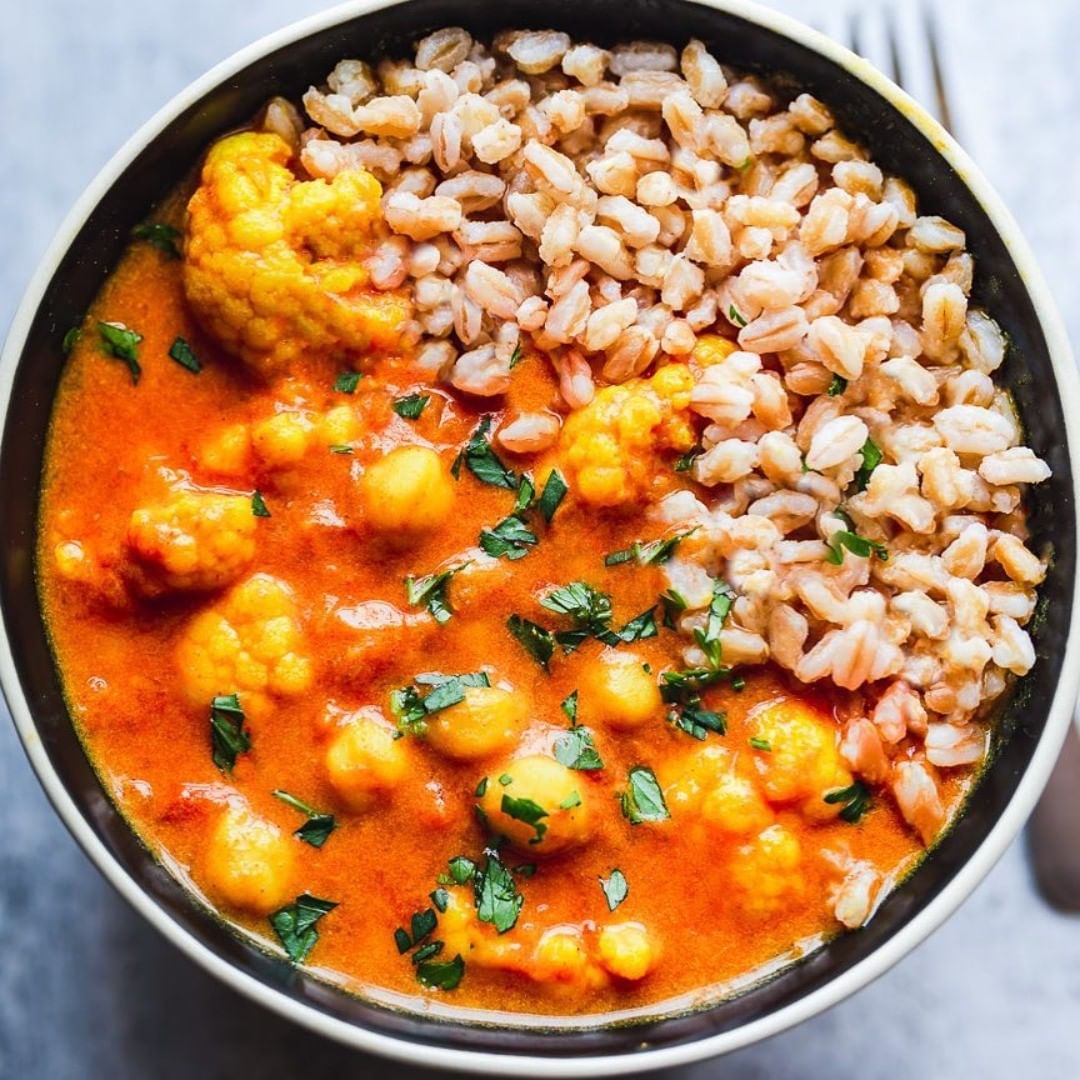 Simple Chickpea and Cauliflower Stew with Farro