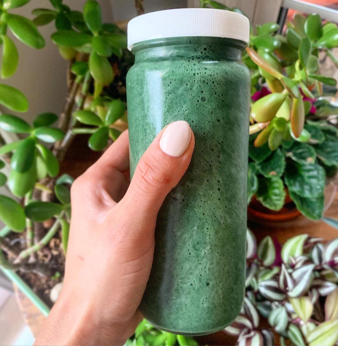 Blue Spirulina Super Green Smoothie