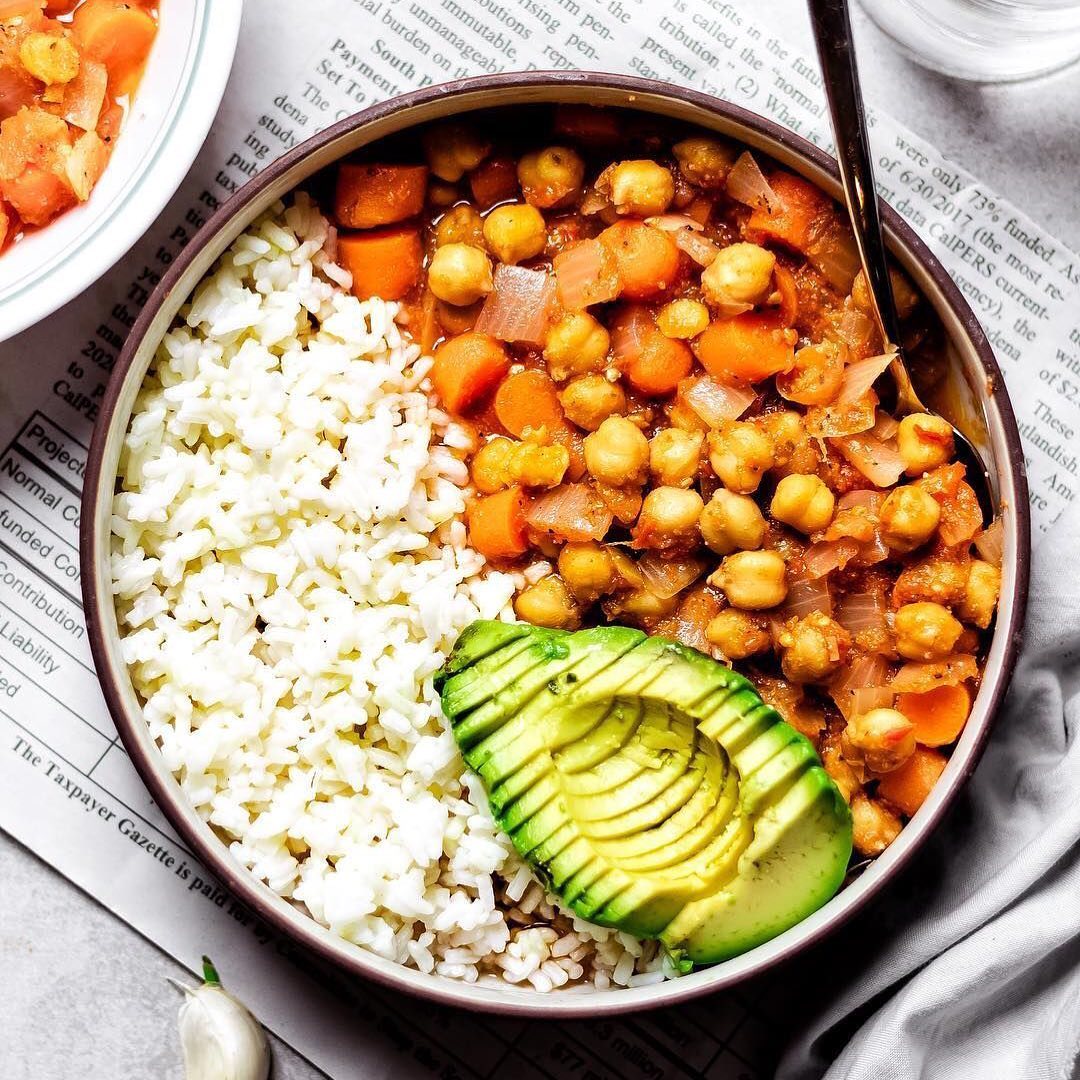Easy Tomato Chickpea Stew