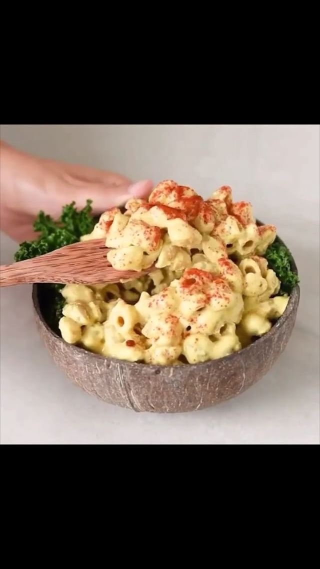 Vegan Cashew Cheese Sauce with Pasta