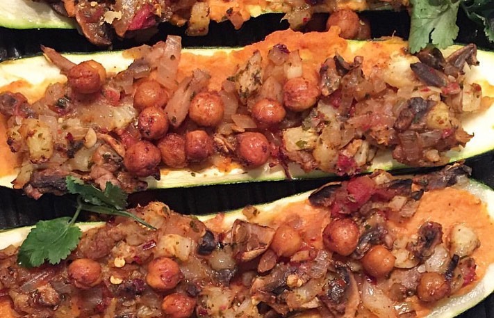 Zucchini Boats with Spicy Tomato Chutney Hummus and Crispy Chickpeas