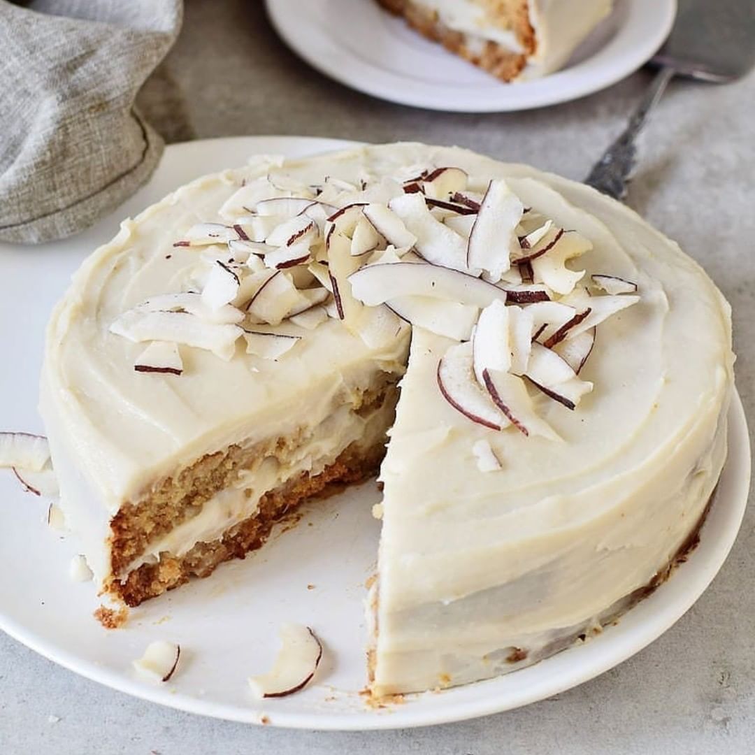 Coconut Cream Cake Beautiful and Yummy