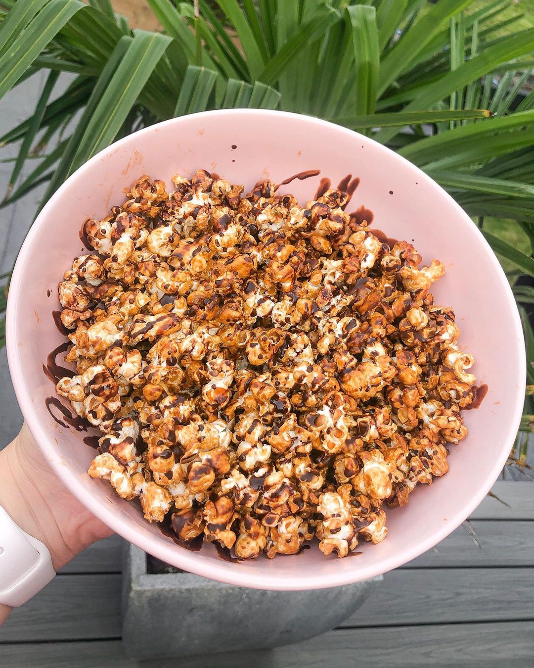Caramel Popcorn W Chocolate Drizzle
