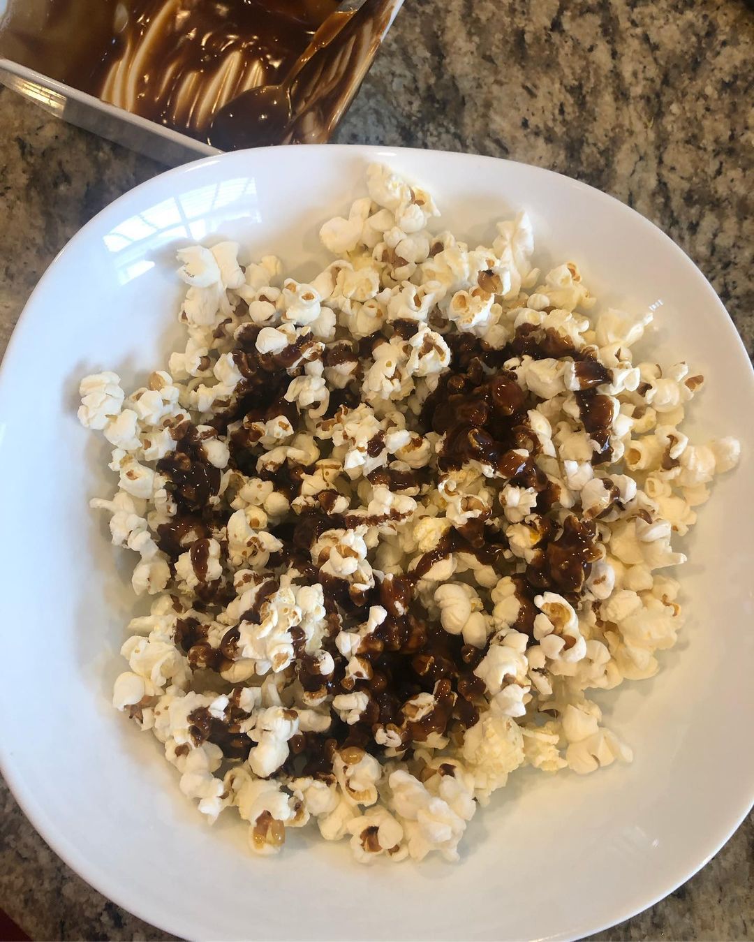 Caramel Popcorn W Chocolate Drizzle
