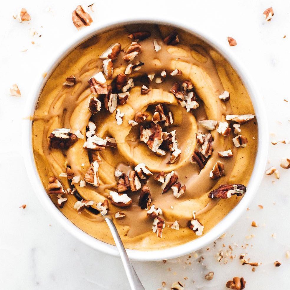 Creamy Pumpkin Spice Smoothie Bowl Delight