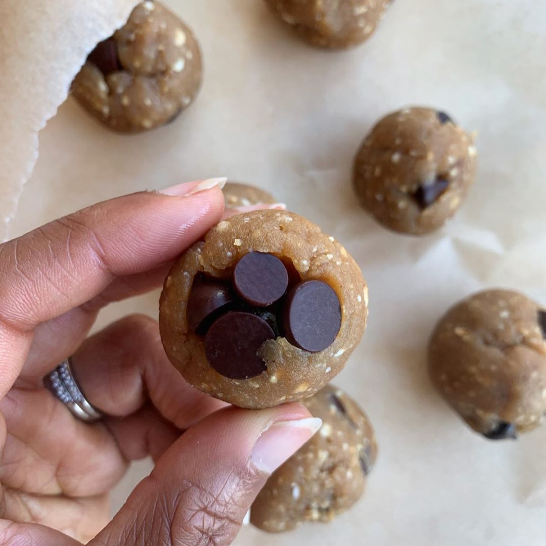 Apple Cinnamon Cookie Dough Bites