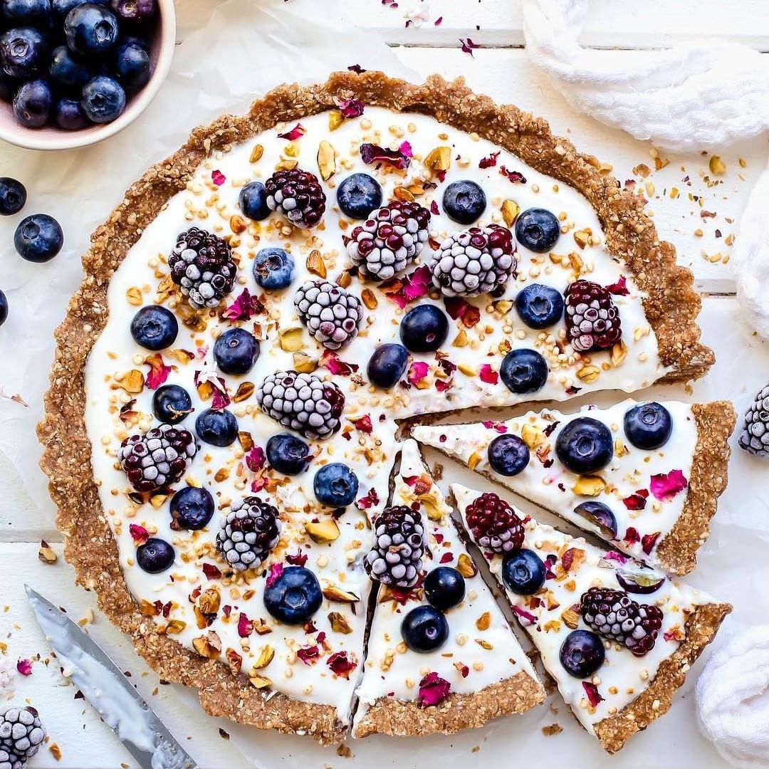 Vegan Breakfast Pizza with Oats and Seeds