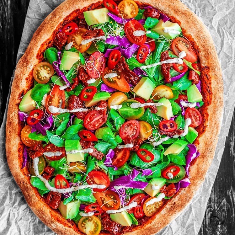 Vibrant Veggie Pizza with Homemade Crust