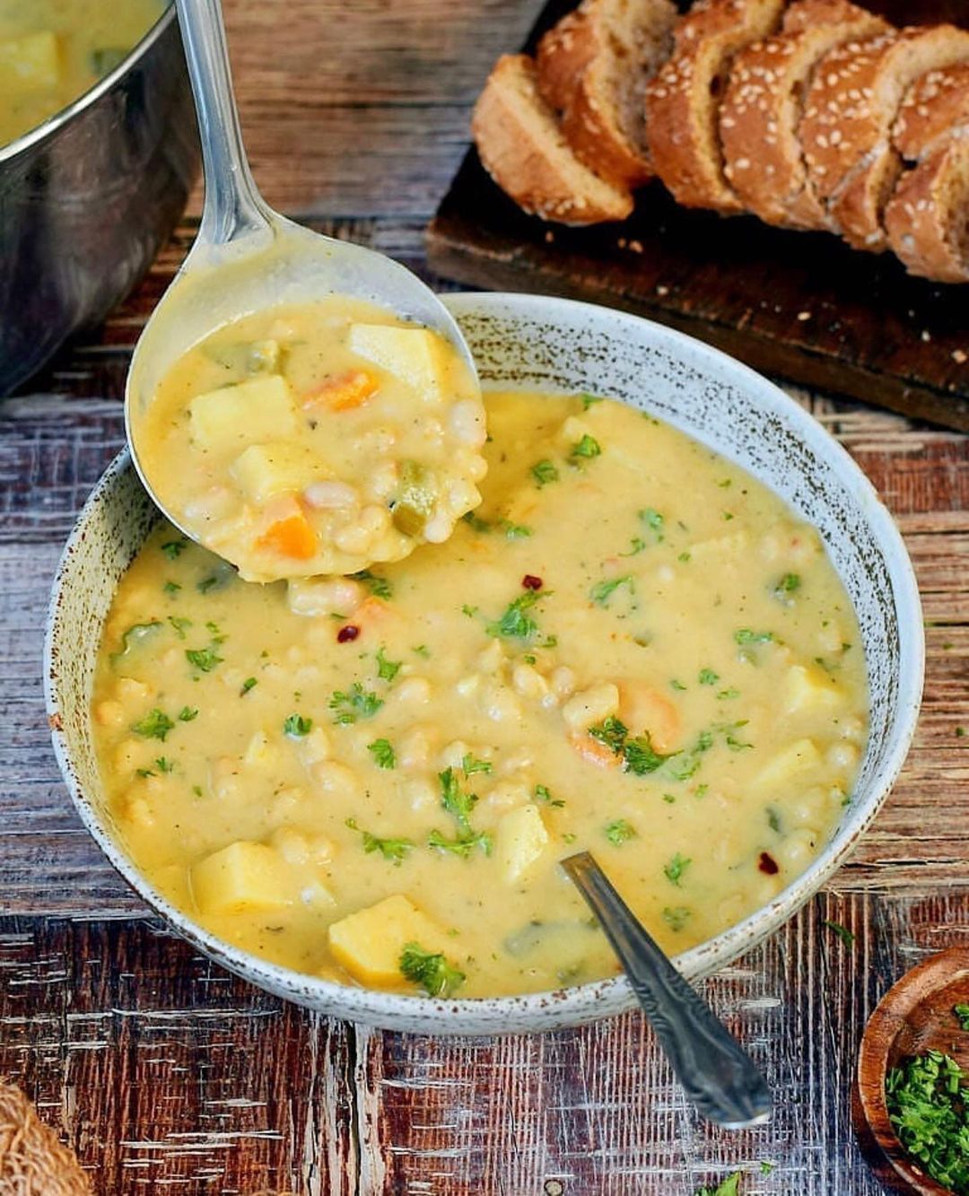 Creamy Vegan White Bean Soup