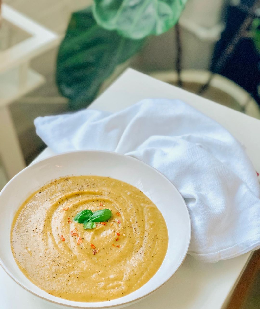 Vegan Broccoli and Cauliflower Soup