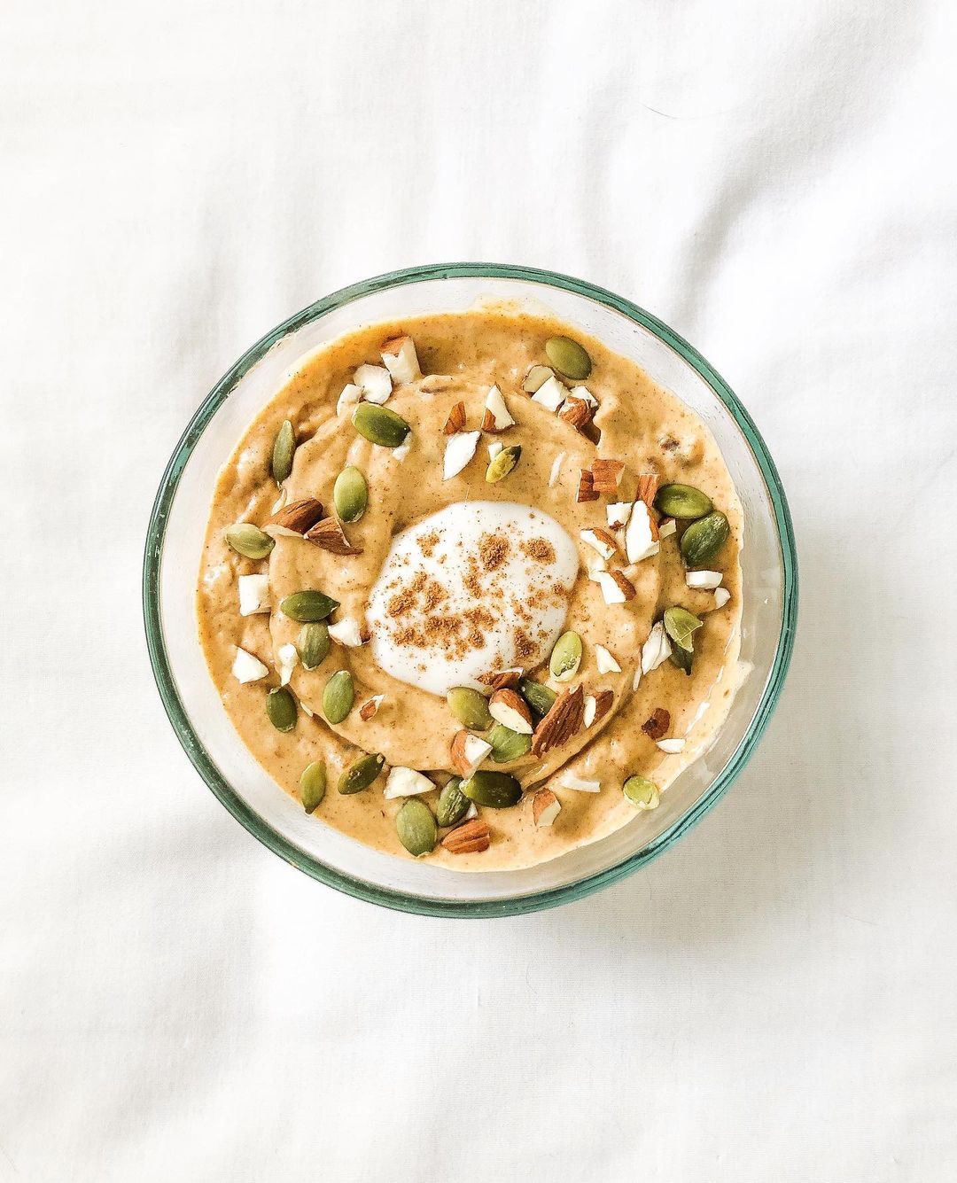 Pumpkin Spice Smoothie Bowl