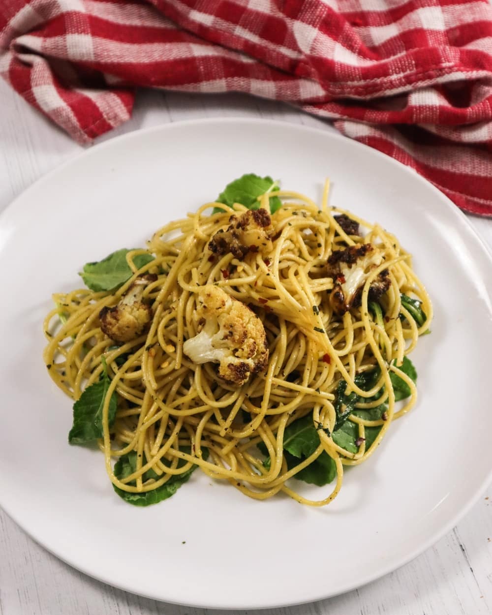 Sauceless Pasta with Garlic and Lemon Zest
