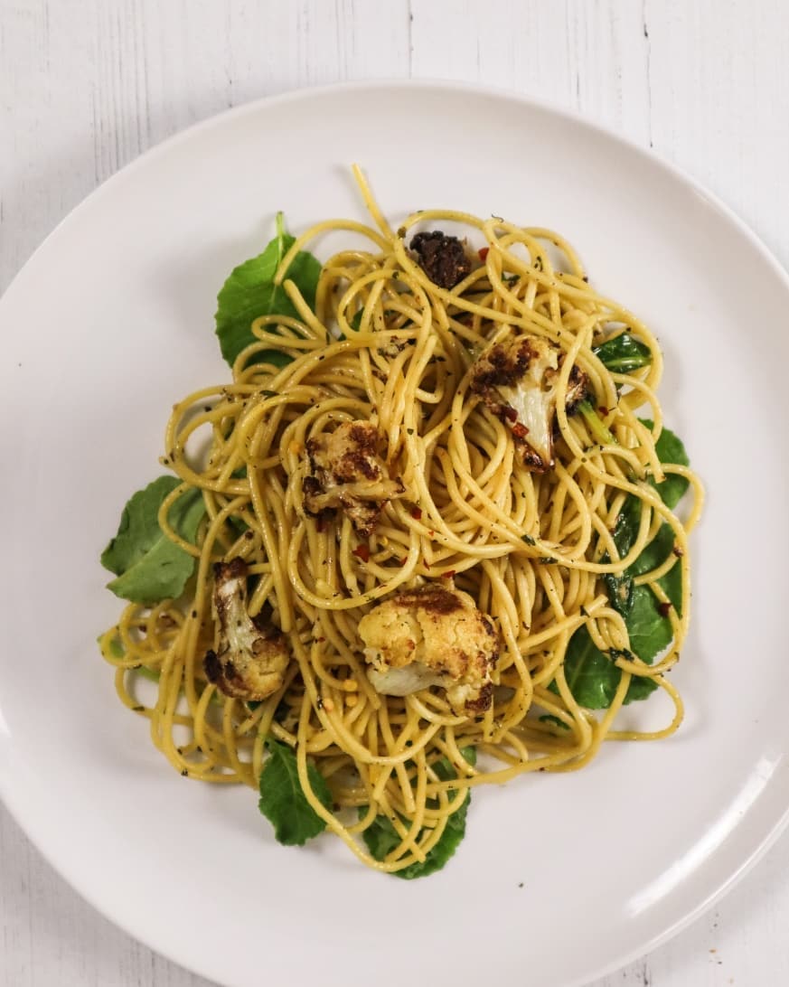 Sauceless Pasta with Garlic and Lemon Zest