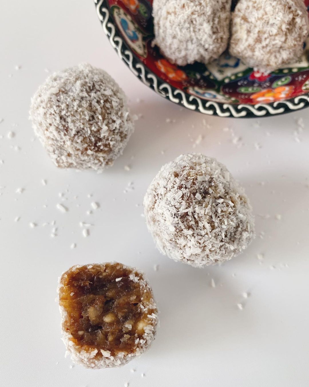 Date and Coconut Energy Balls