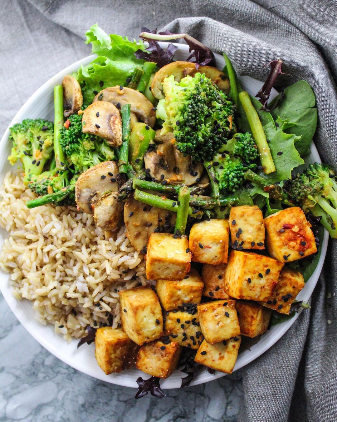 Easy Marinated Tofu with Vegetables and Rice