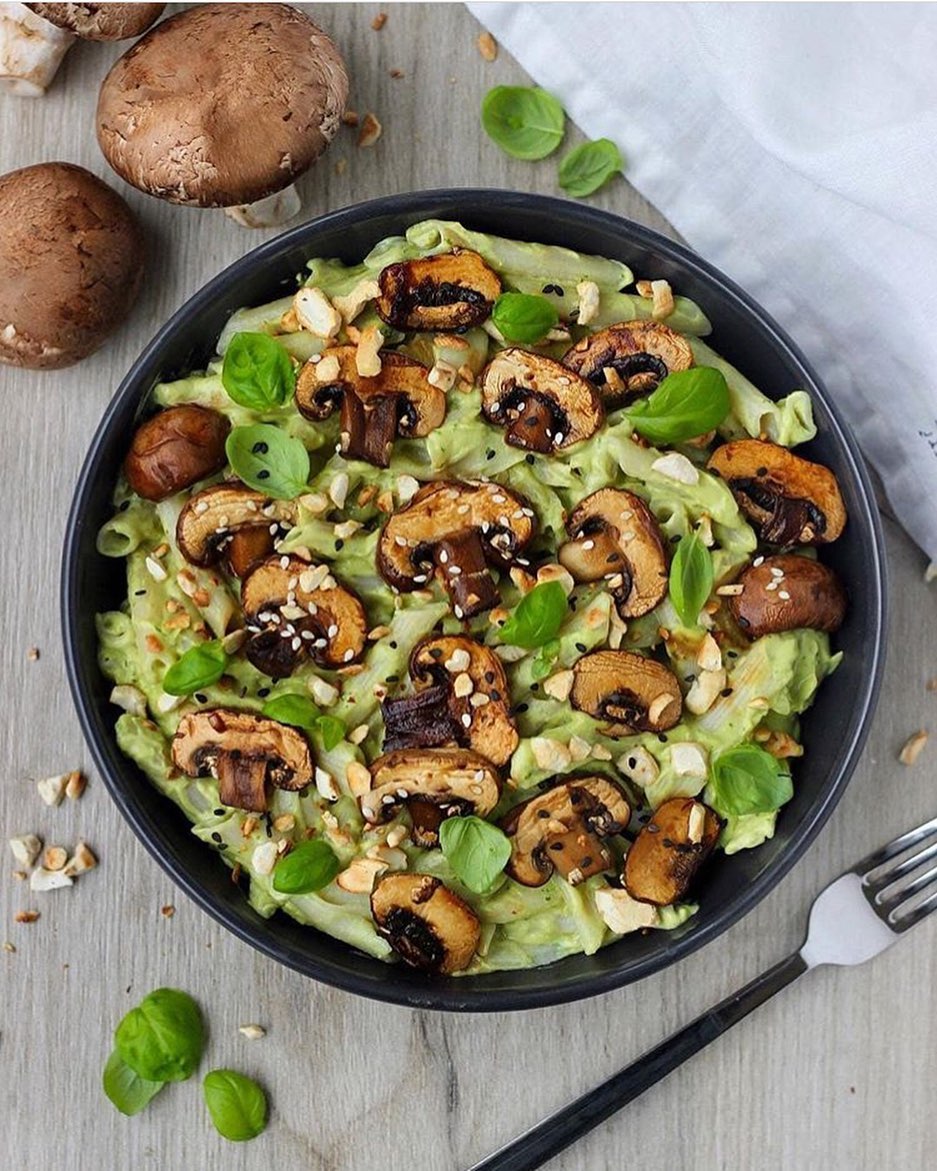 Creamy Avocado Cashew Pasta with Garlic Mushrooms