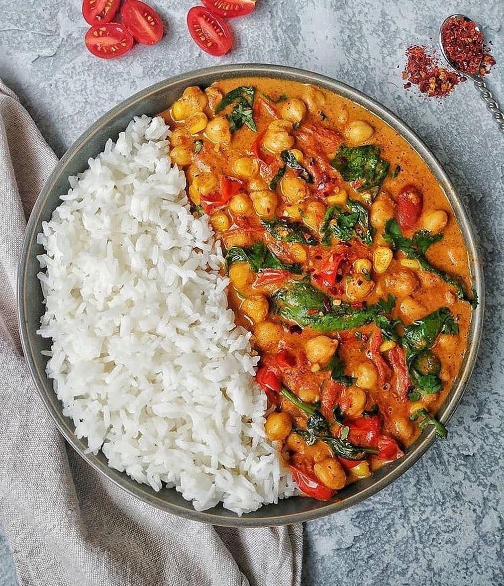 Chickpea, Spinach, and Tomato Curry