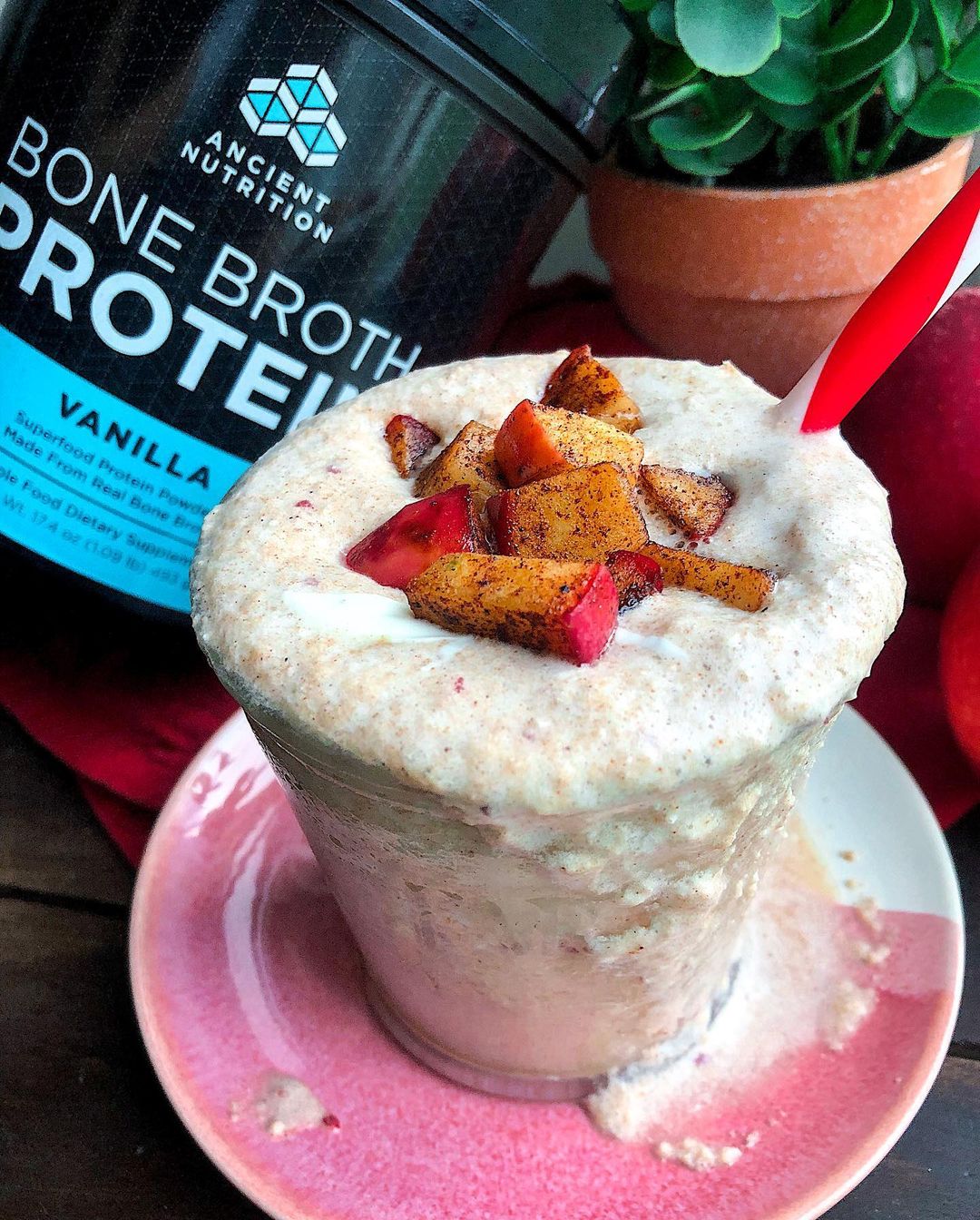 Protein Packed Apple Pie Smoothie Delight